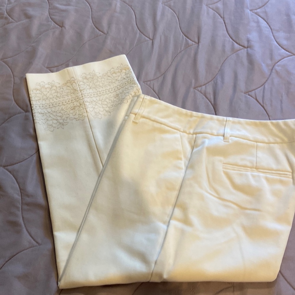 Rafaela Cropped White Pand - Perfect Summer Fo To